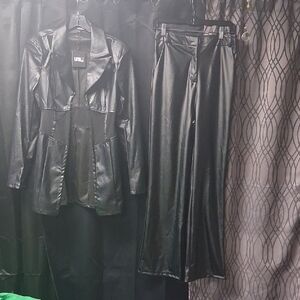 Stylish Black Pantsuit for Women